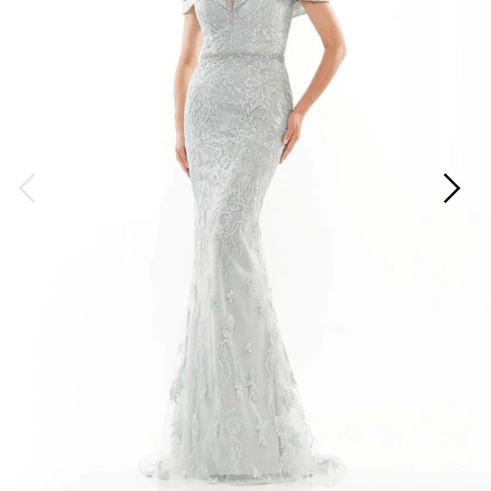 Rina diMontella Seaglass Sequin Embellished Gown V-neck D2737